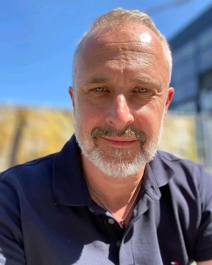  Wood Green,   Peter, 55 ,   ,   