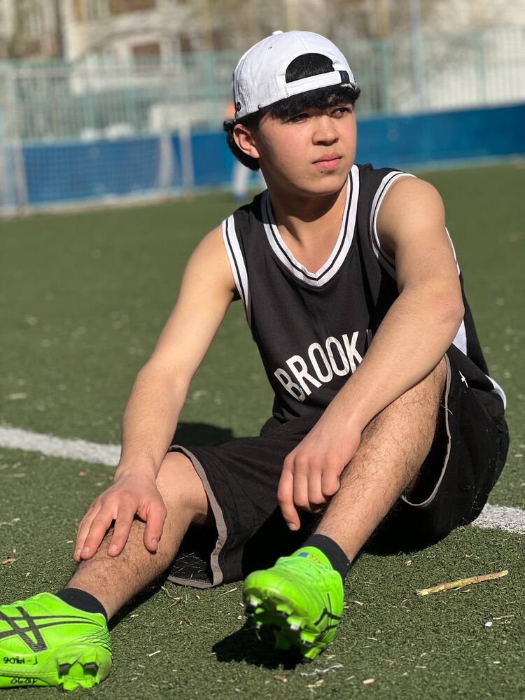  50963975  Xasan, 21 ,    