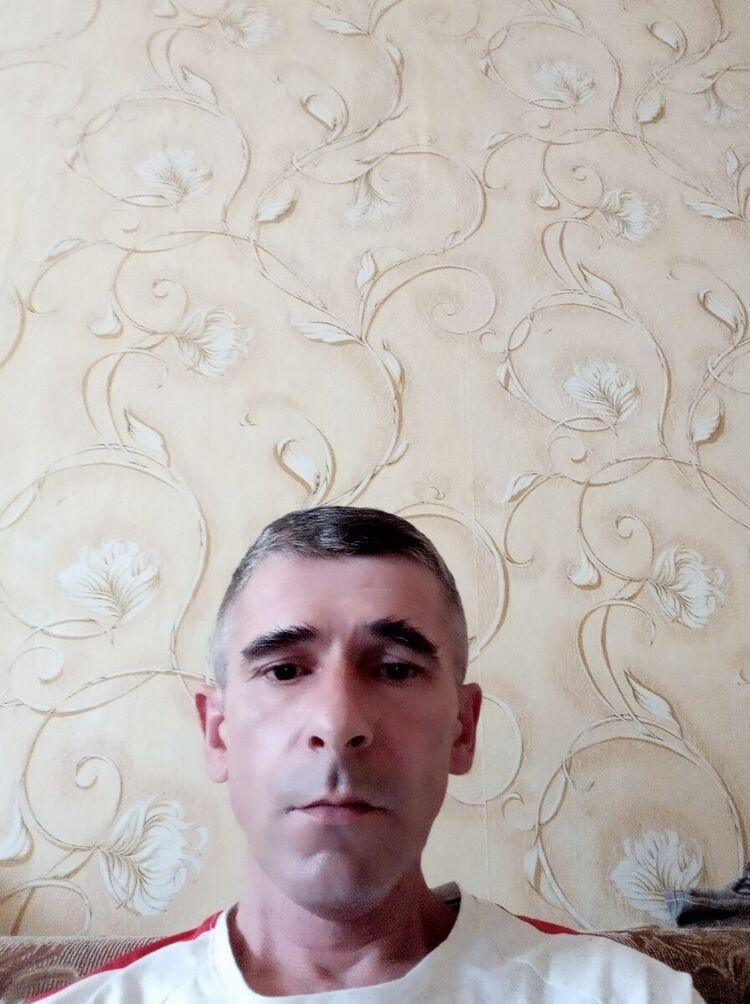  ,   Vadim, 49 ,  