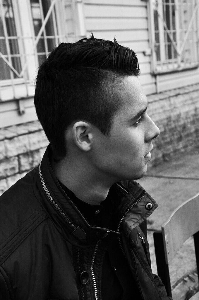  ,   Vladislav, 29 ,   ,   , c 