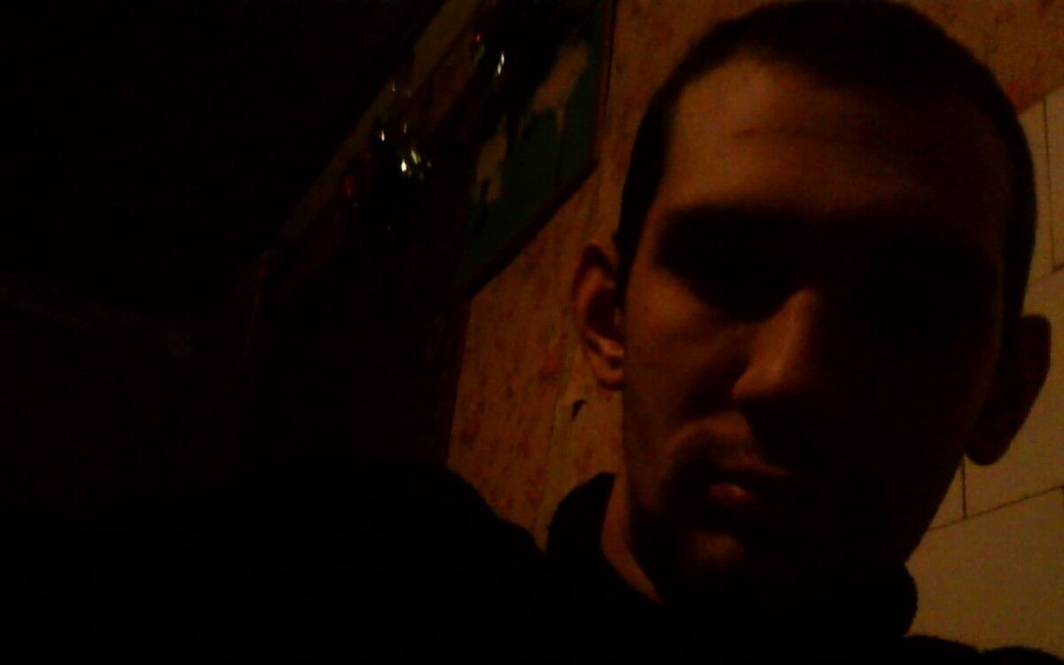  6894515  Vytya, 32 ,    
