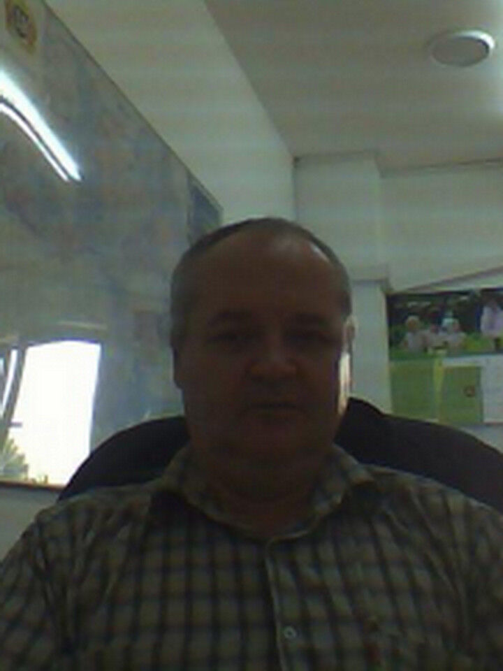  9676905  , 52 ,    
