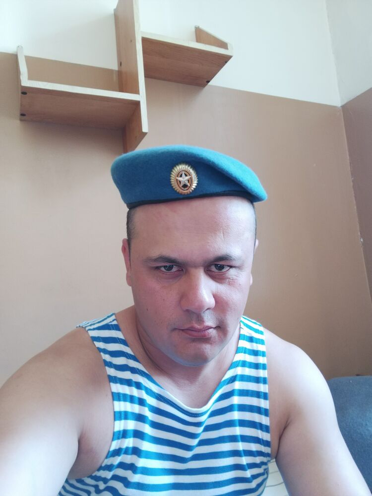  46878005  , 35 ,    