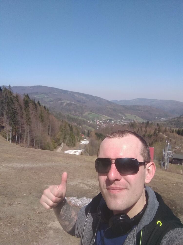  ,   Denis, 35 ,   ,   , c 