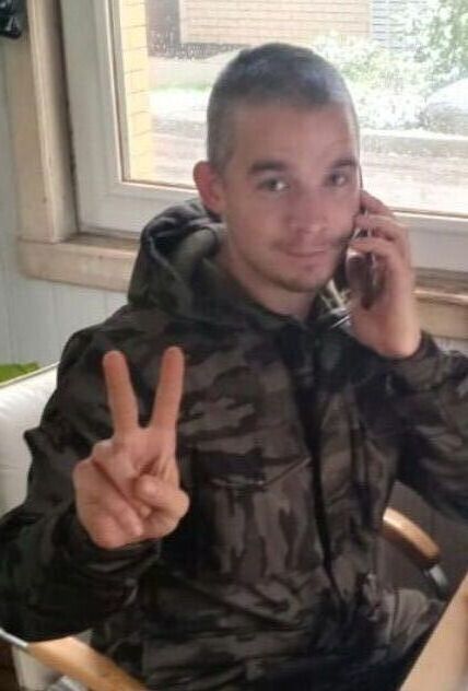  46717415  , 30 ,    