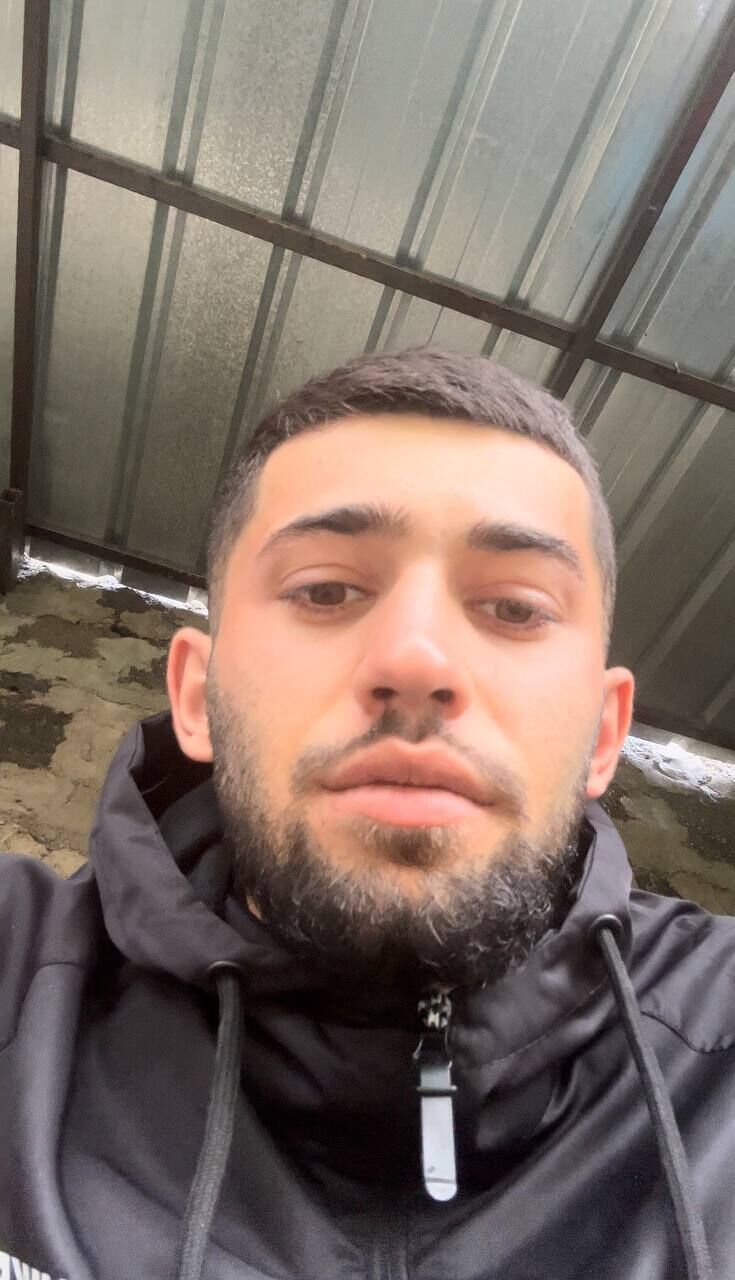  53618355  Lavo, 24 ,    