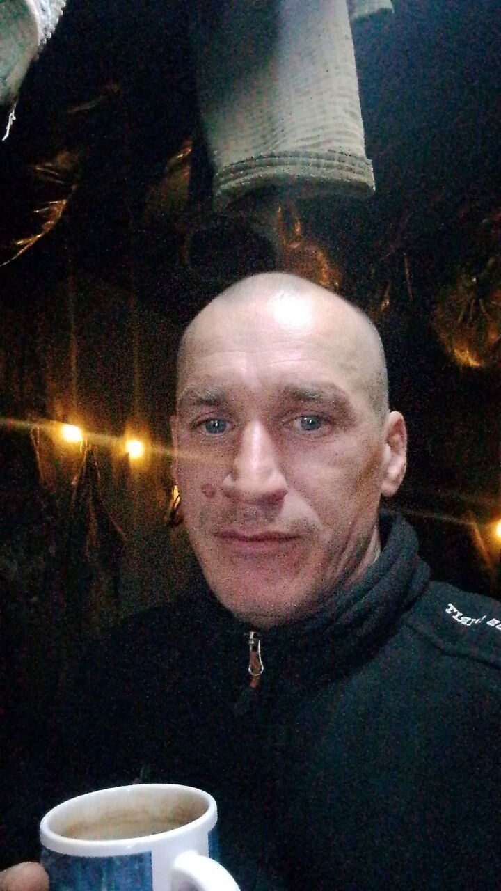  51253725  , 42 ,    