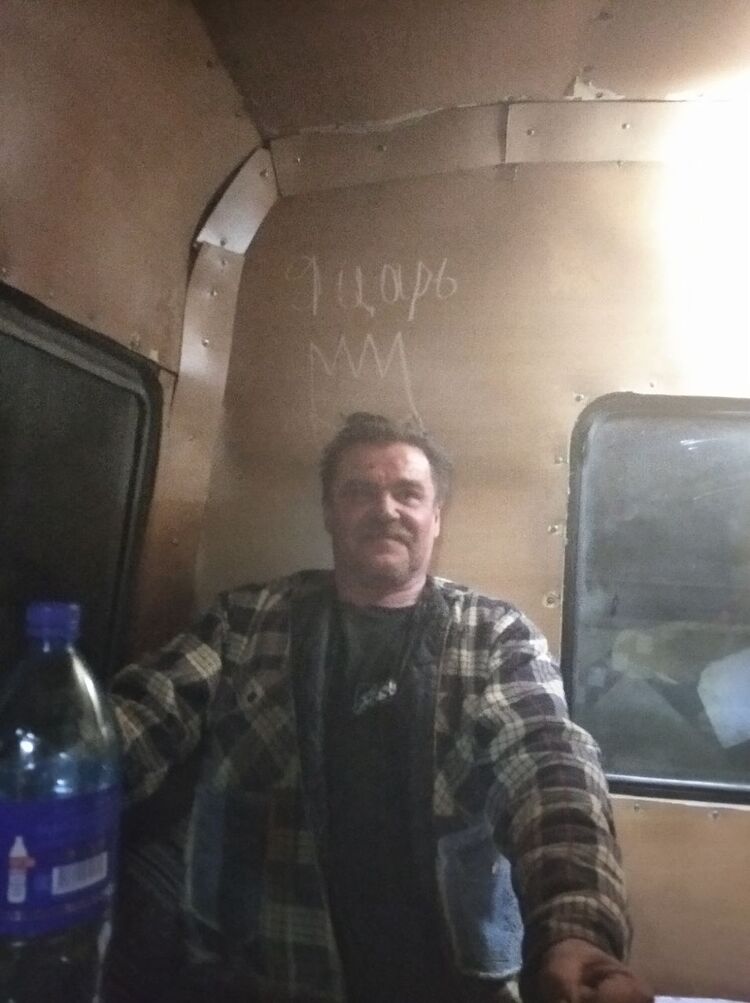  27025995  , 58 ,    