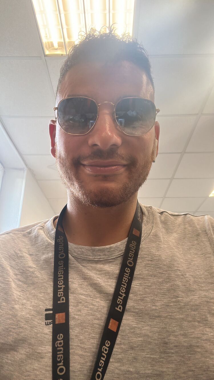  Le Relecq-Kerhuon,   Sofiane, 33 ,   ,   