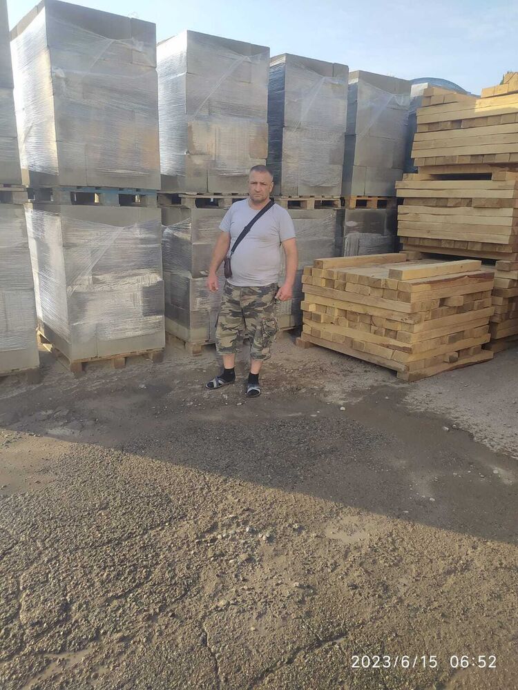  35566735  , 40 ,    