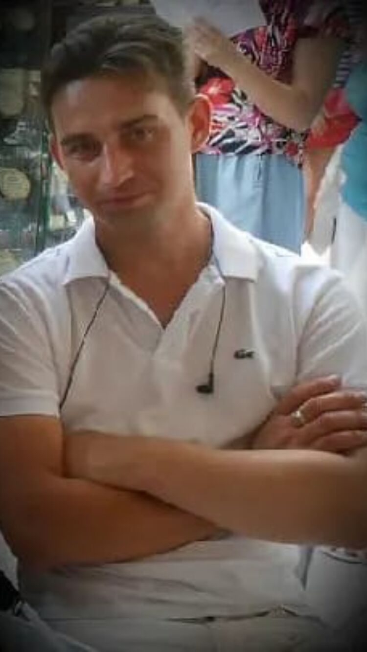  40629445  , 45 ,    