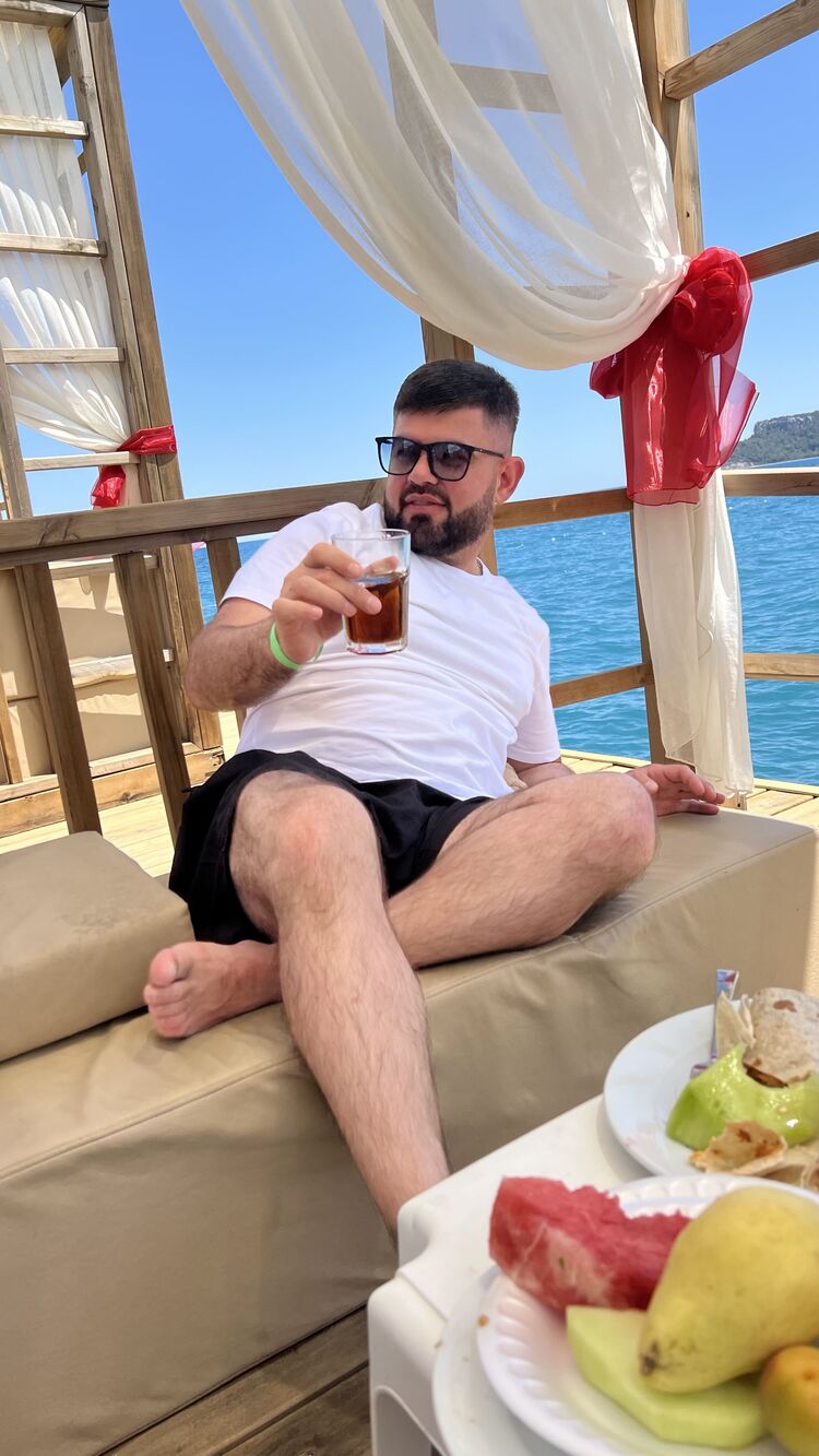  --,   Ruslan, 39 ,   ,   , c , 