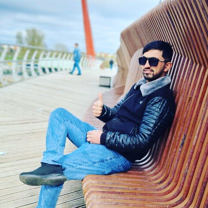  ,   Anar, 28 ,   ,   