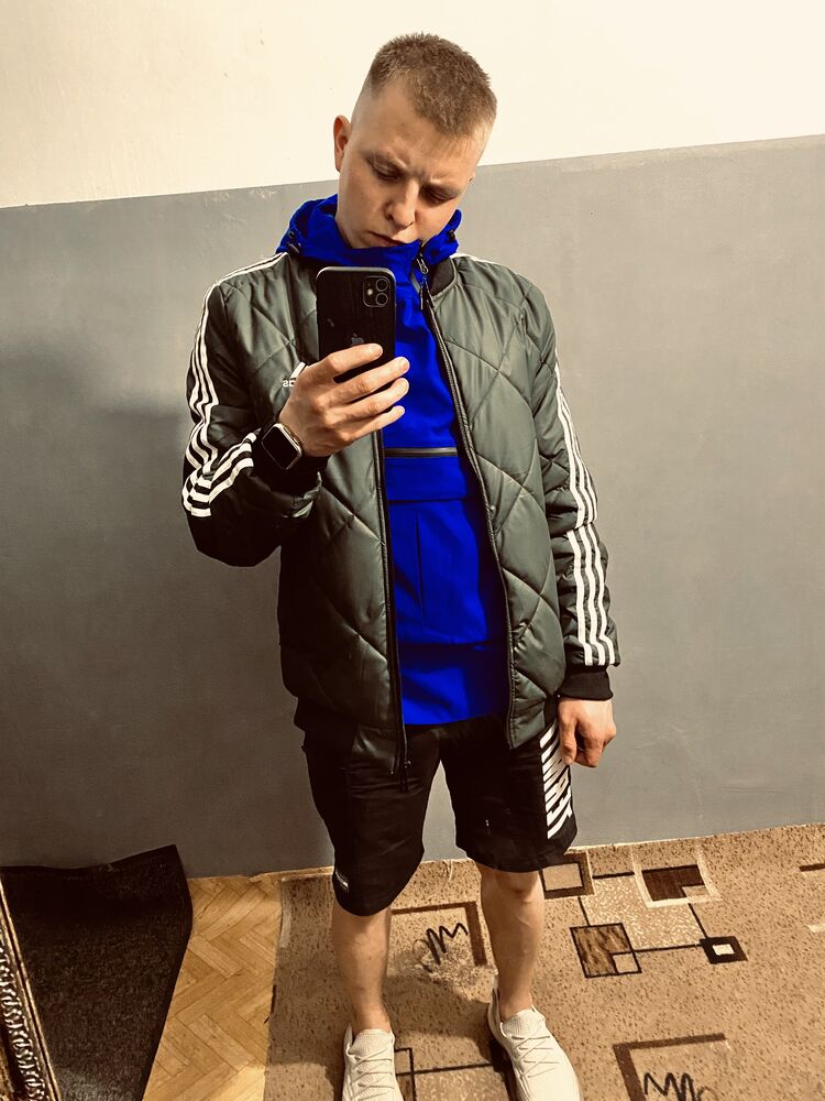  33831795  , 26 ,    