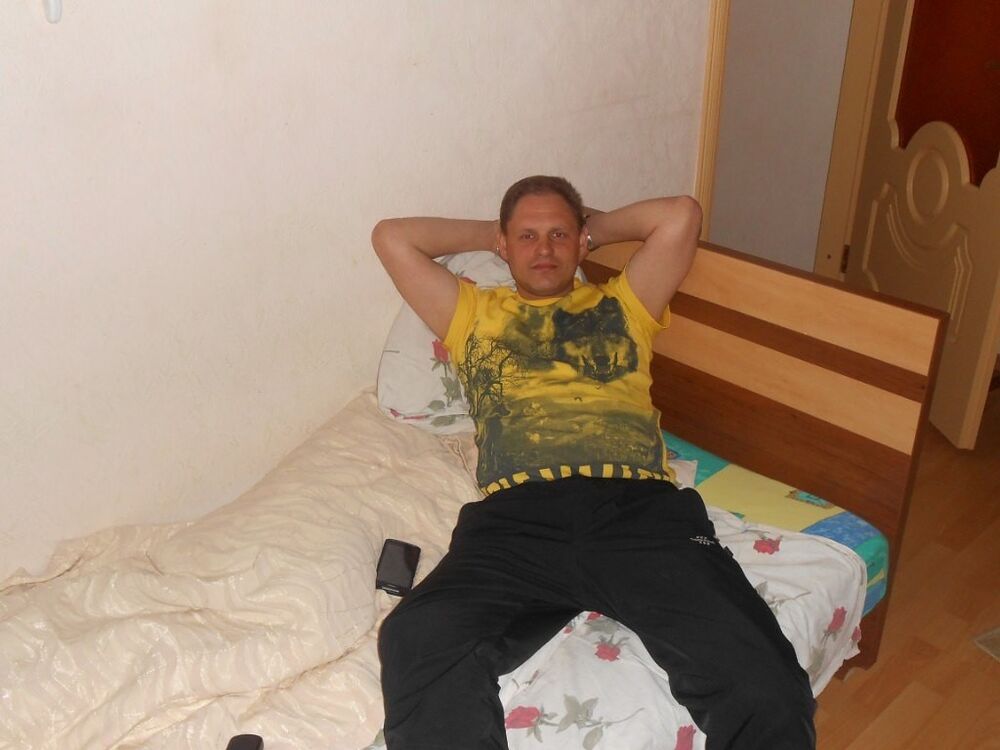  ,   Nik, 49 ,   , 