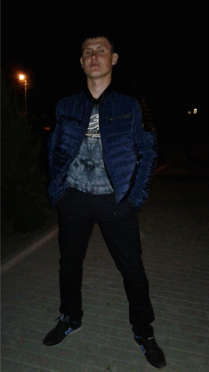  8675995  Pavel, 29 ,    