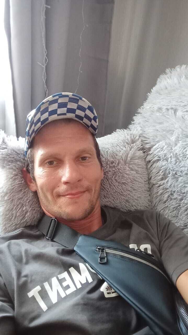  46120855  , 38 ,    