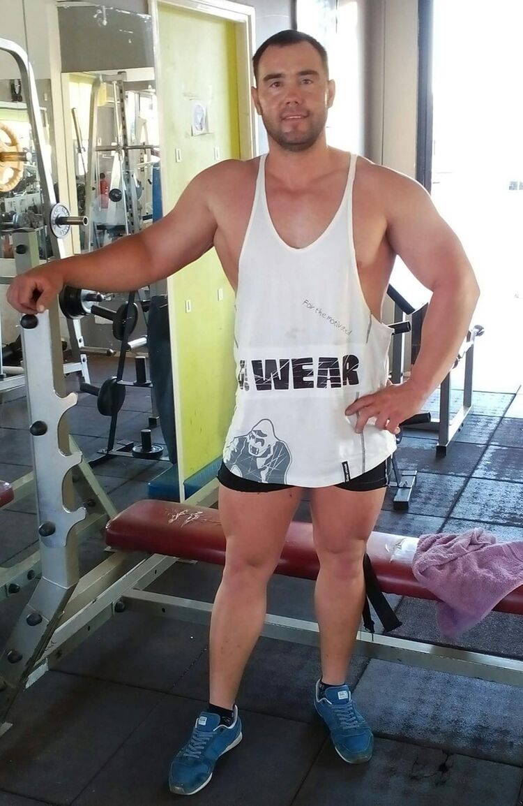  ,   Mark, 40 ,   ,   , c 