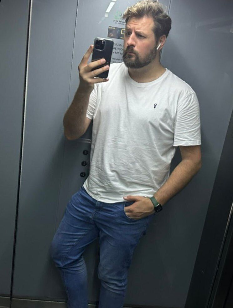  49987885  , 44 ,    