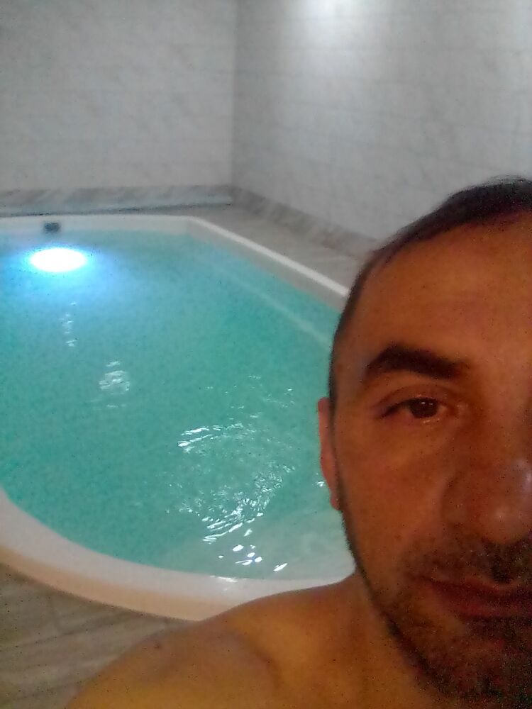  49587255  Musviq, 46 ,    
