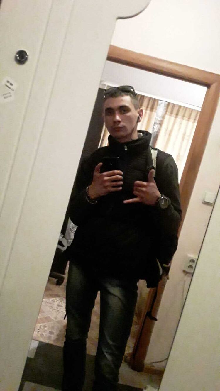  30427515  , 27 ,    