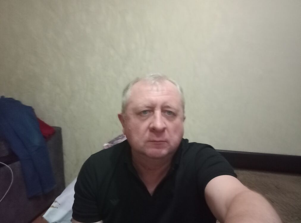  41633685  , 52 ,    