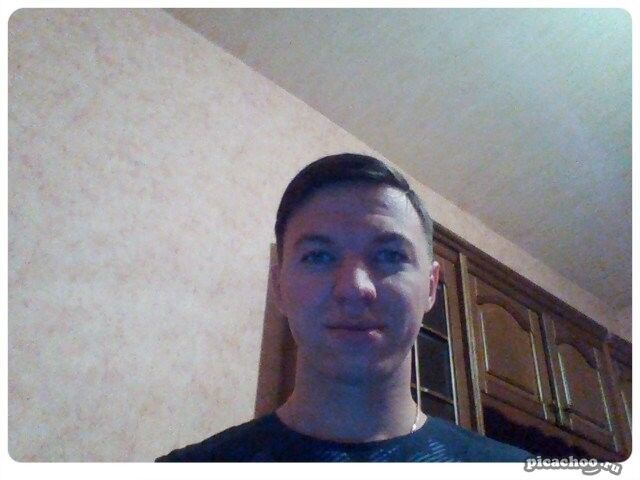  15106285  Pavel, 27 ,    -