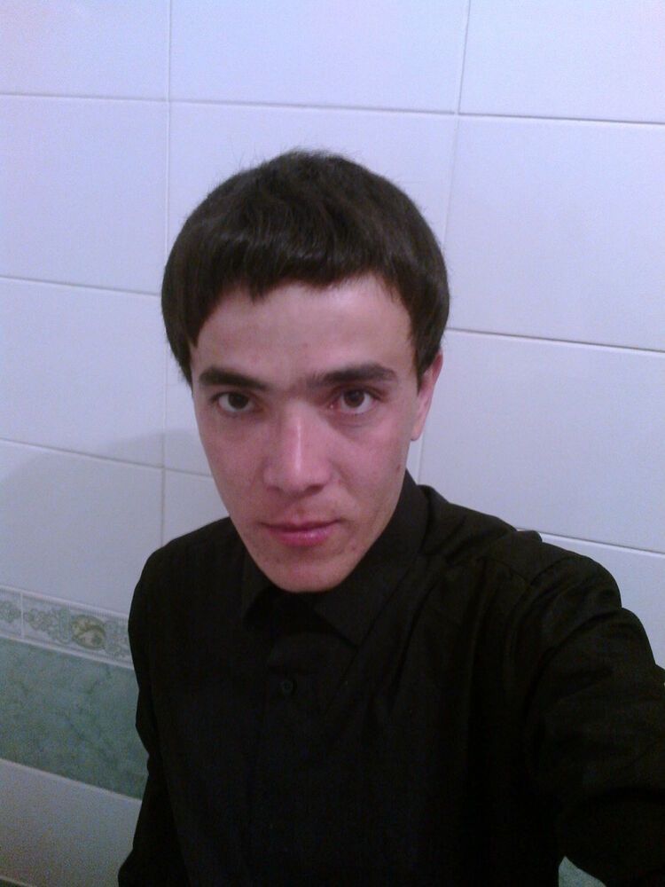 5699365  Erjan, 34 ,    