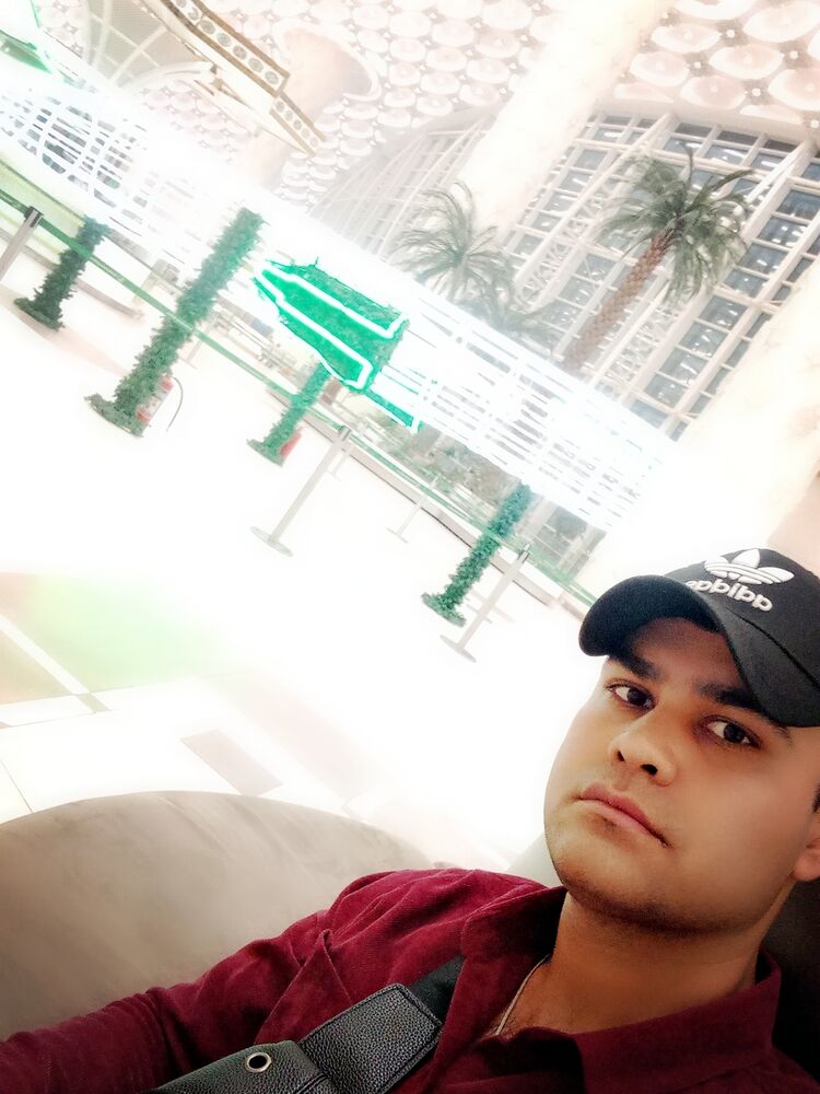  49786935  , 28 ,    
