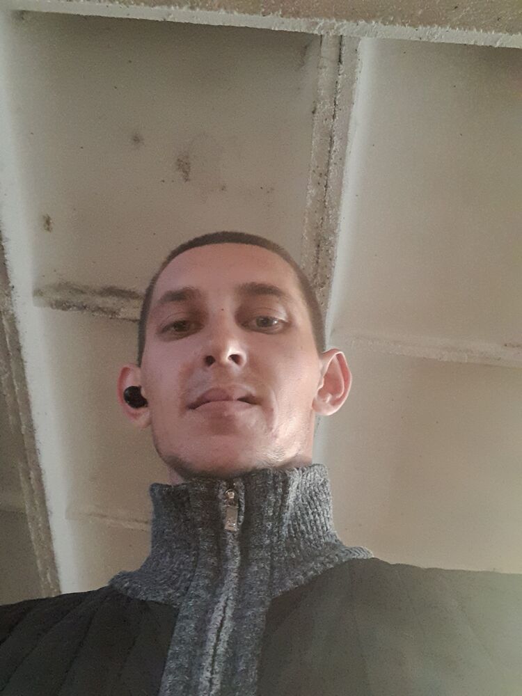  28607805  , 27 ,    