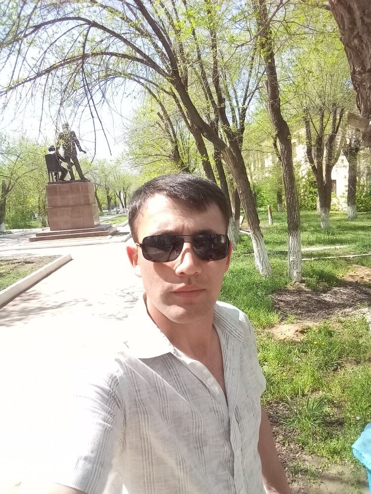  ,   Adham, 39 ,   ,   , c 