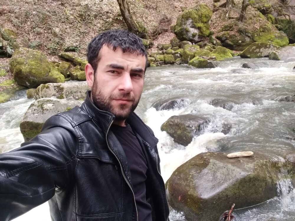  15786205  Arsen, 31 ,    