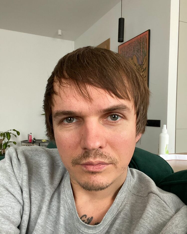 ���� 24911515 ������� ���������, 42 ����, ���� ���������� � �����������