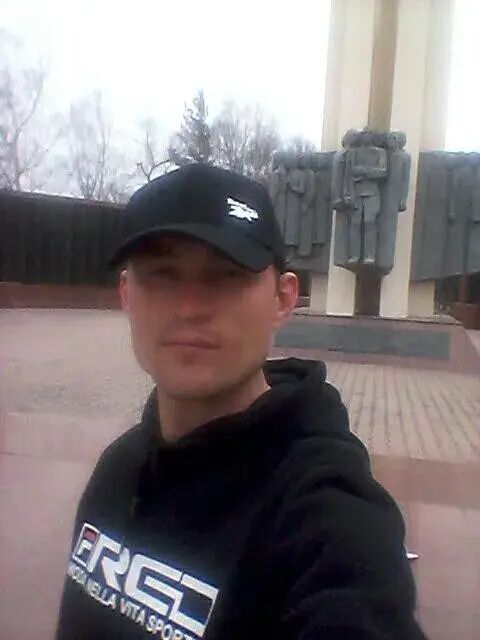  ,   Ruslan, 40 ,     , c 