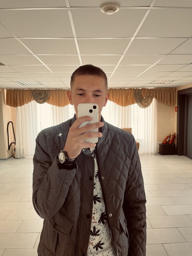  ,   Denis, 23 ,   ,   