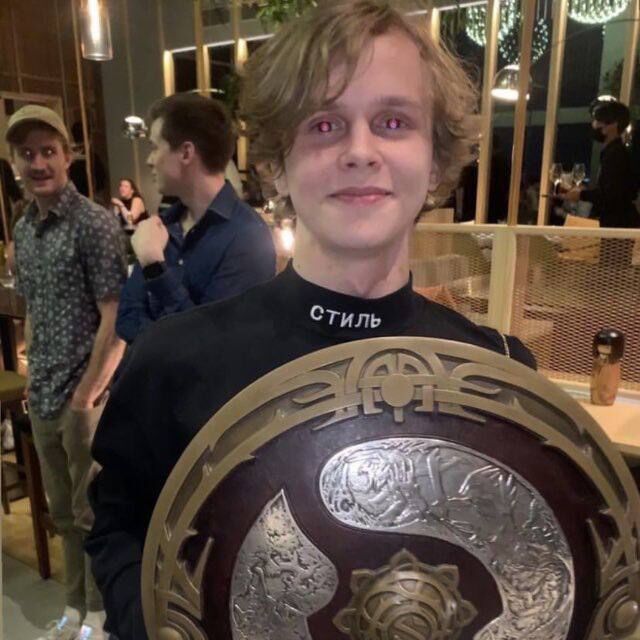 ���� 51629695 ����� �����, 19 ���, ���� ���������� � �����������