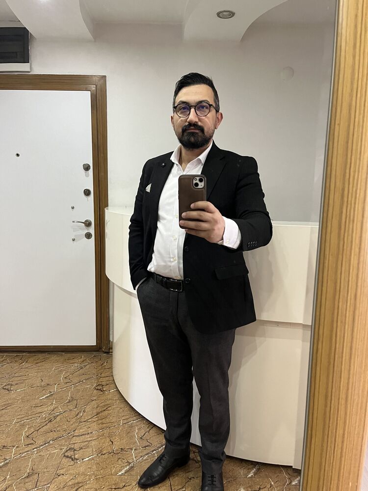  ,   Emre, 31 ,   ,   