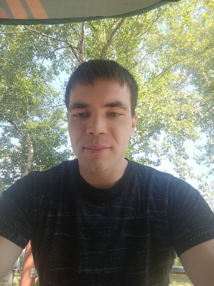  ,   Konstantin, 25 ,   ,   
