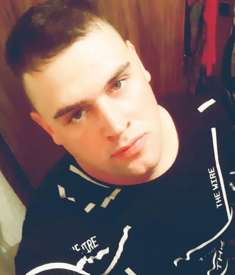  44316765  , 32 ,    