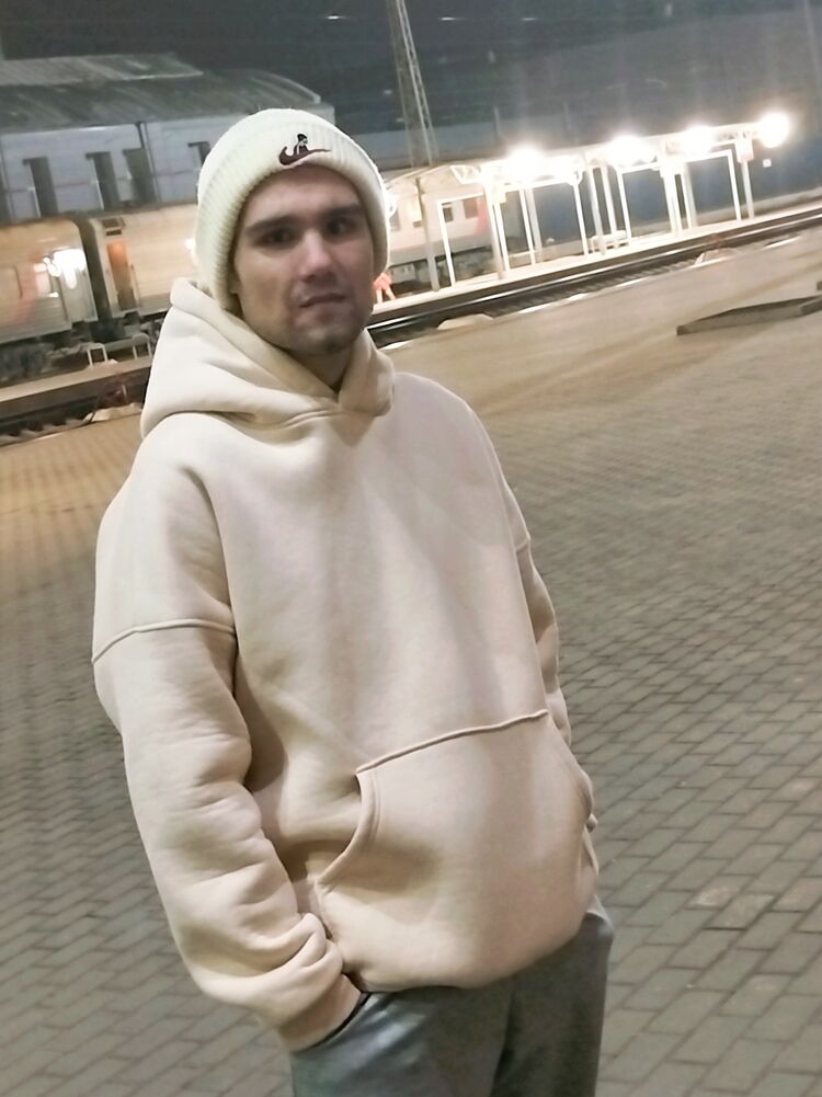  42325125  , 22 ,    --