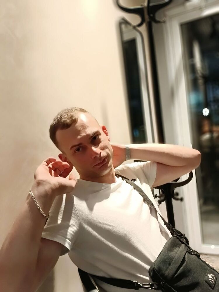  --,   , 24 ,   ,   