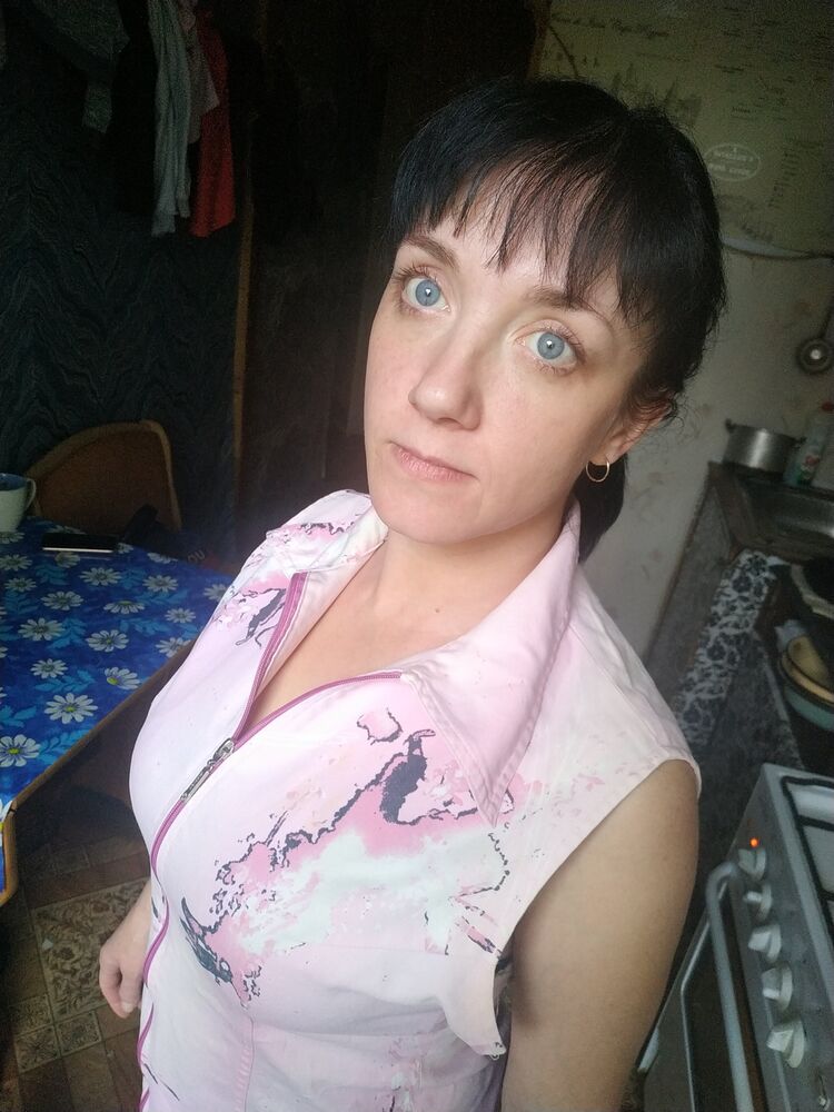  ,   Valentina, 37 ,   ,   