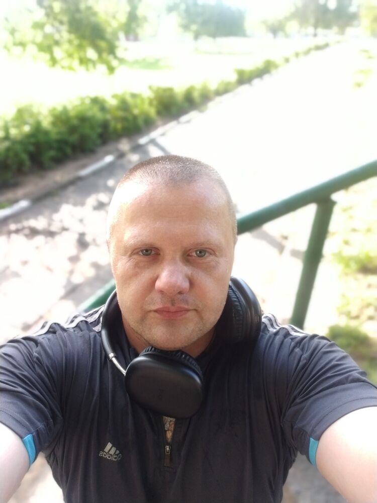  52856615  , 38 ,    