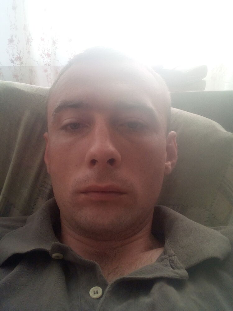  9759255  Ruslan, 34 ,    