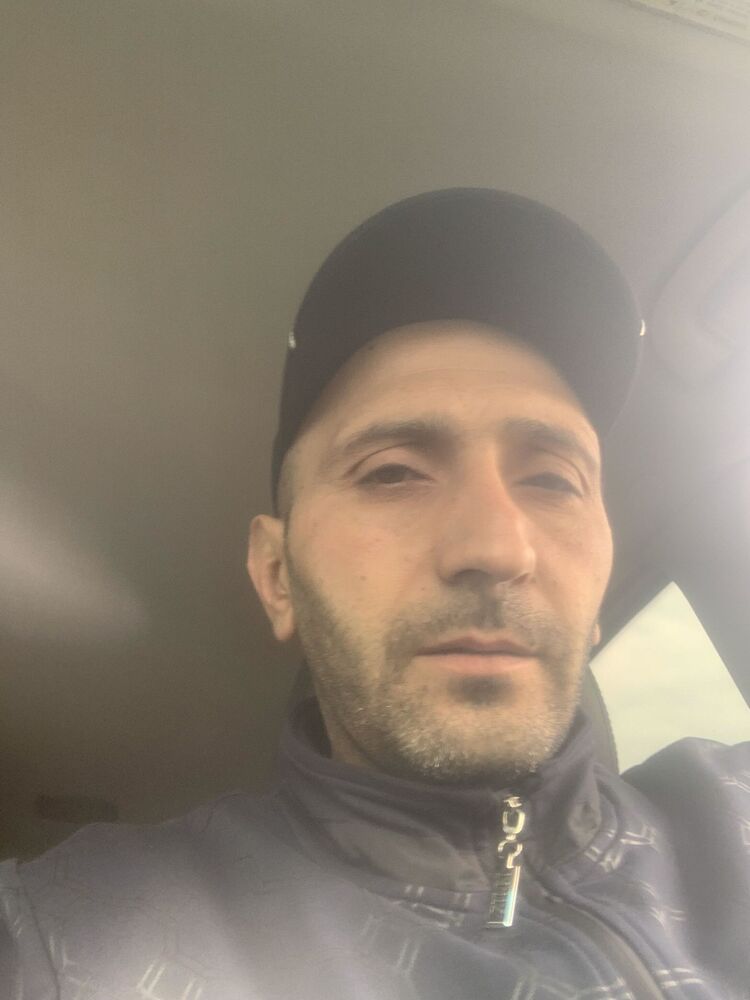  35144225  , 42 ,    