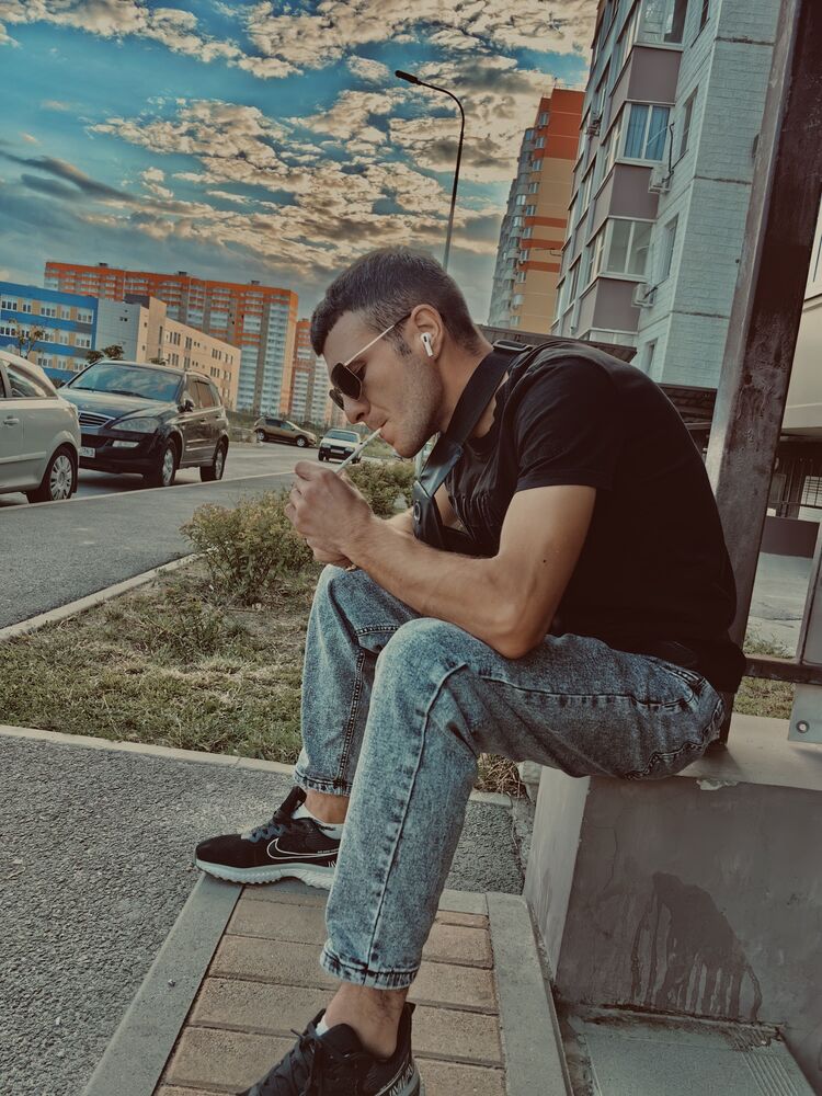  49607995  , 24 ,    --