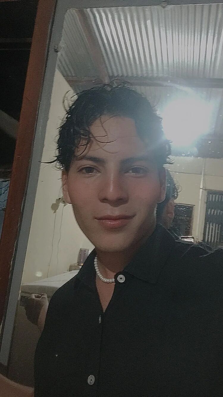  Guayaquil,   Nahin, 19 ,   ,   