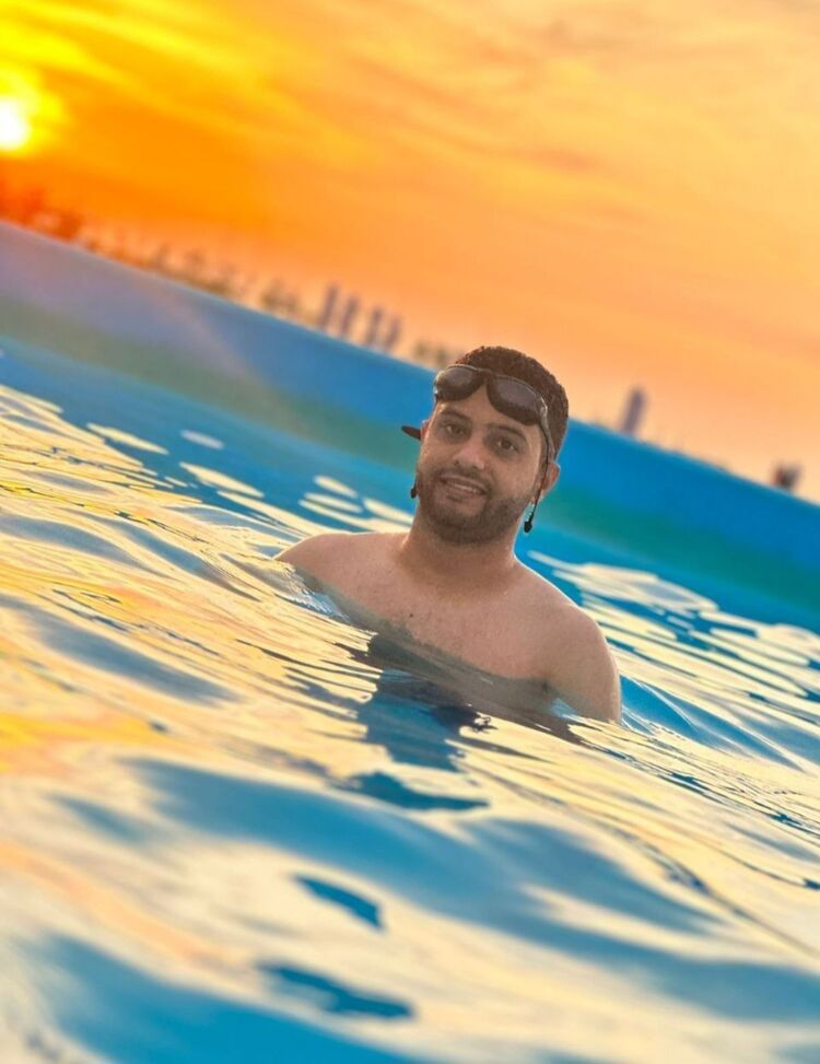  ,   Ahmed, 29 ,   ,   