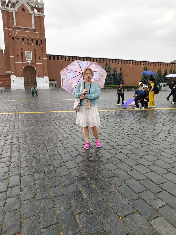  52928735  , 48 ,    -