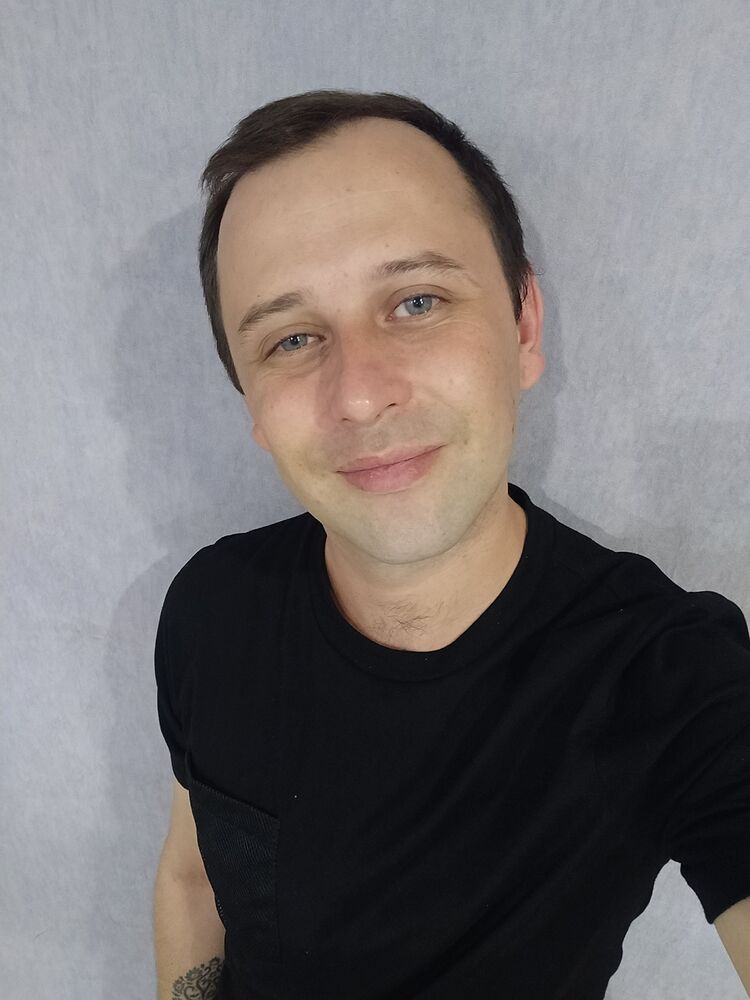  45721555  Ivan, 33 ,    